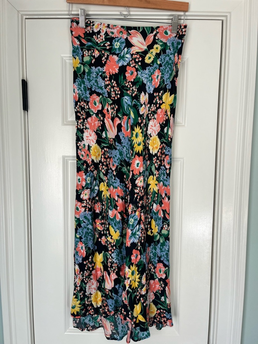 Maeve Floral Maxi Skirt with Vibrant Multi-Color Print Size Small